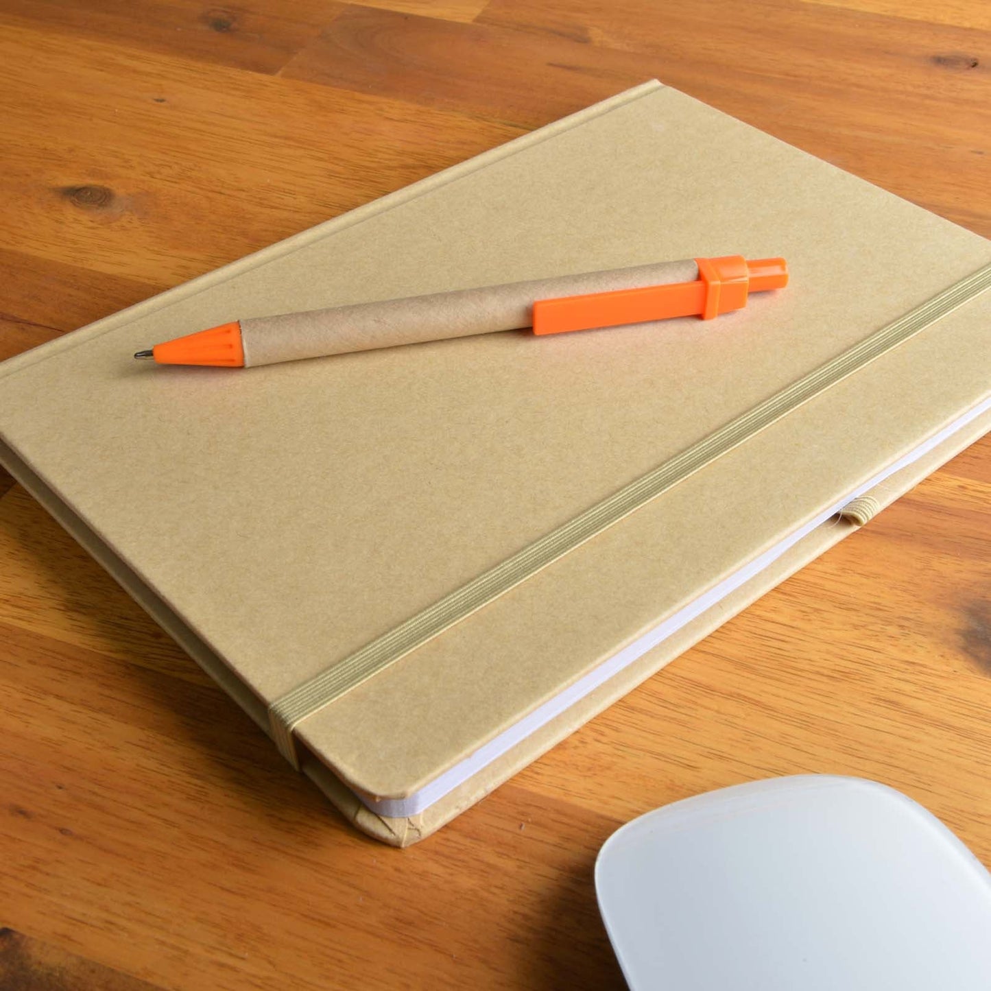 LL5092 Venture A5 Natura Notebook / Matador Pen